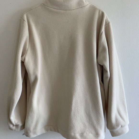 Essentials Sweater - Picture 2 of 3